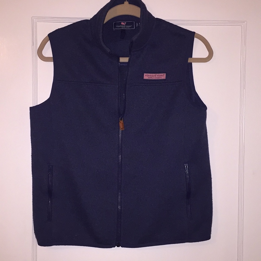 Vineyard Vines: Navy blue fleece vest size: LG